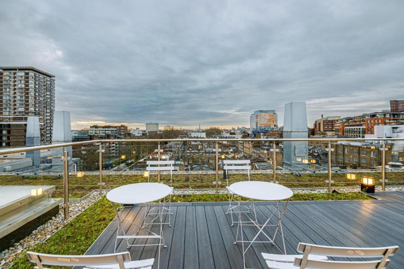 Marble Arch Penthouses With Skyline Views 런던 외부 사진