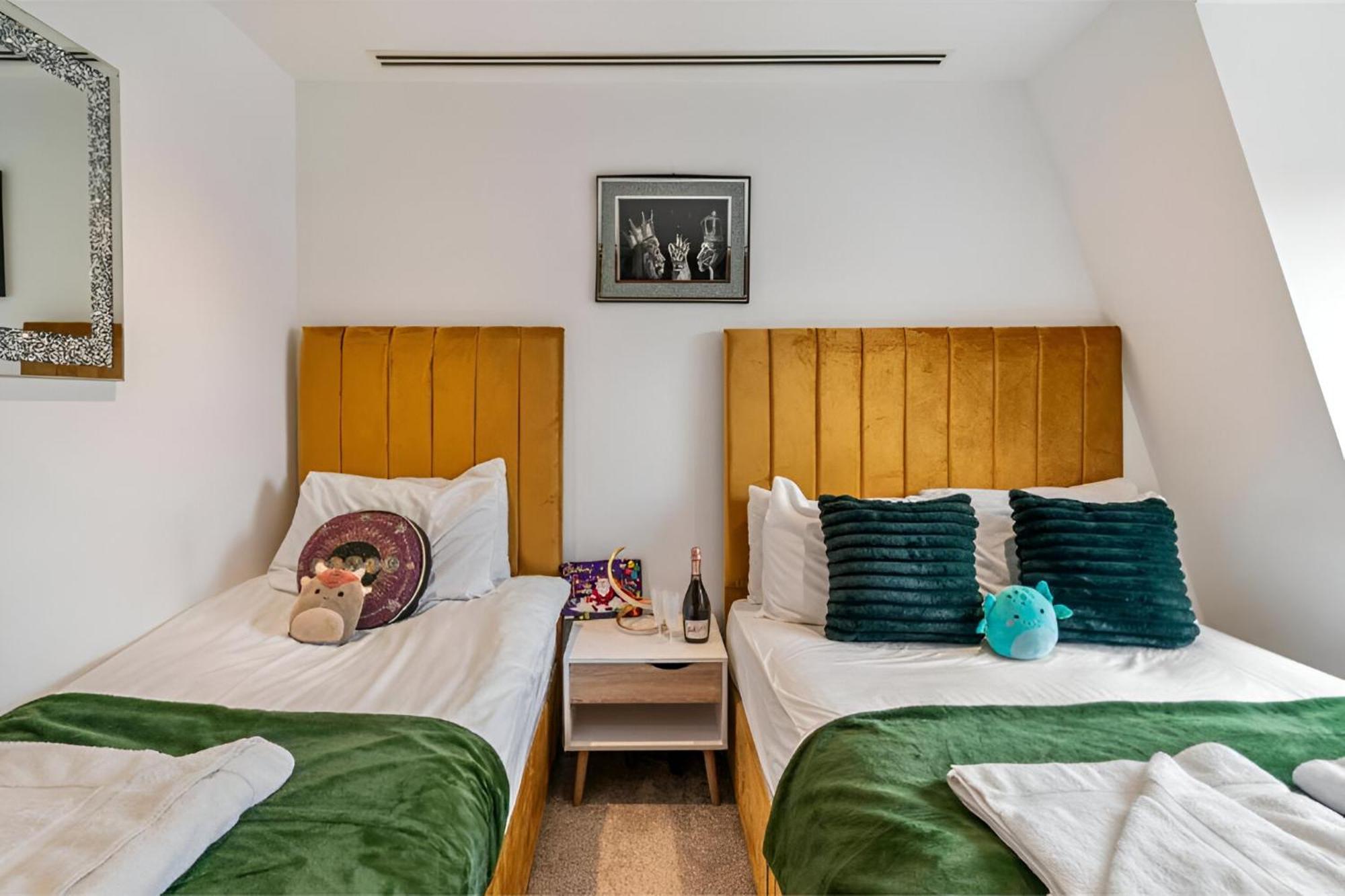 Marble Arch Penthouses With Skyline Views 런던 외부 사진