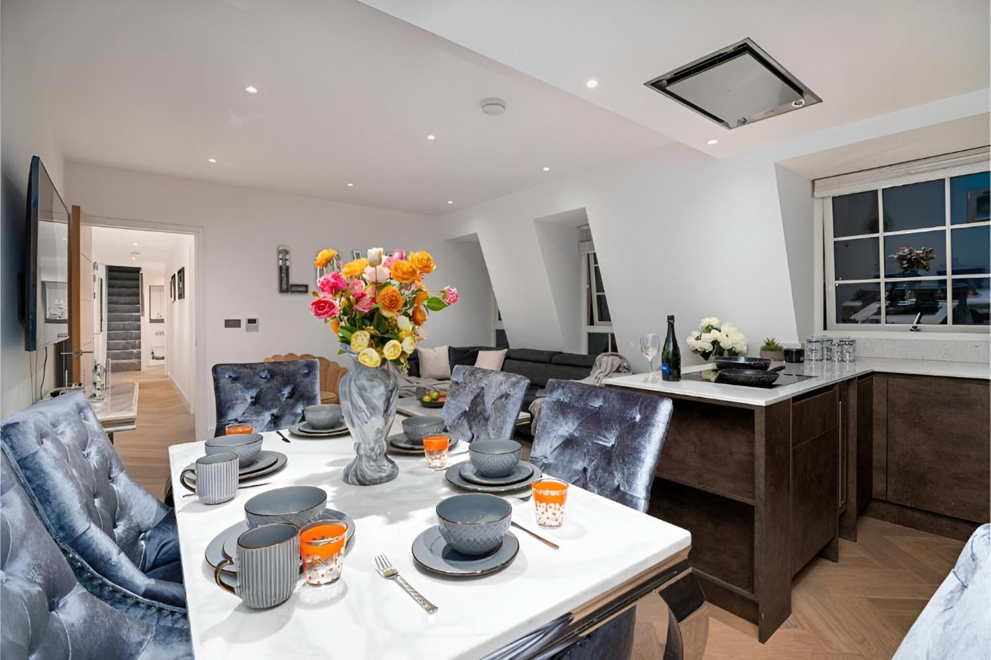 Marble Arch Penthouses With Skyline Views 런던 외부 사진