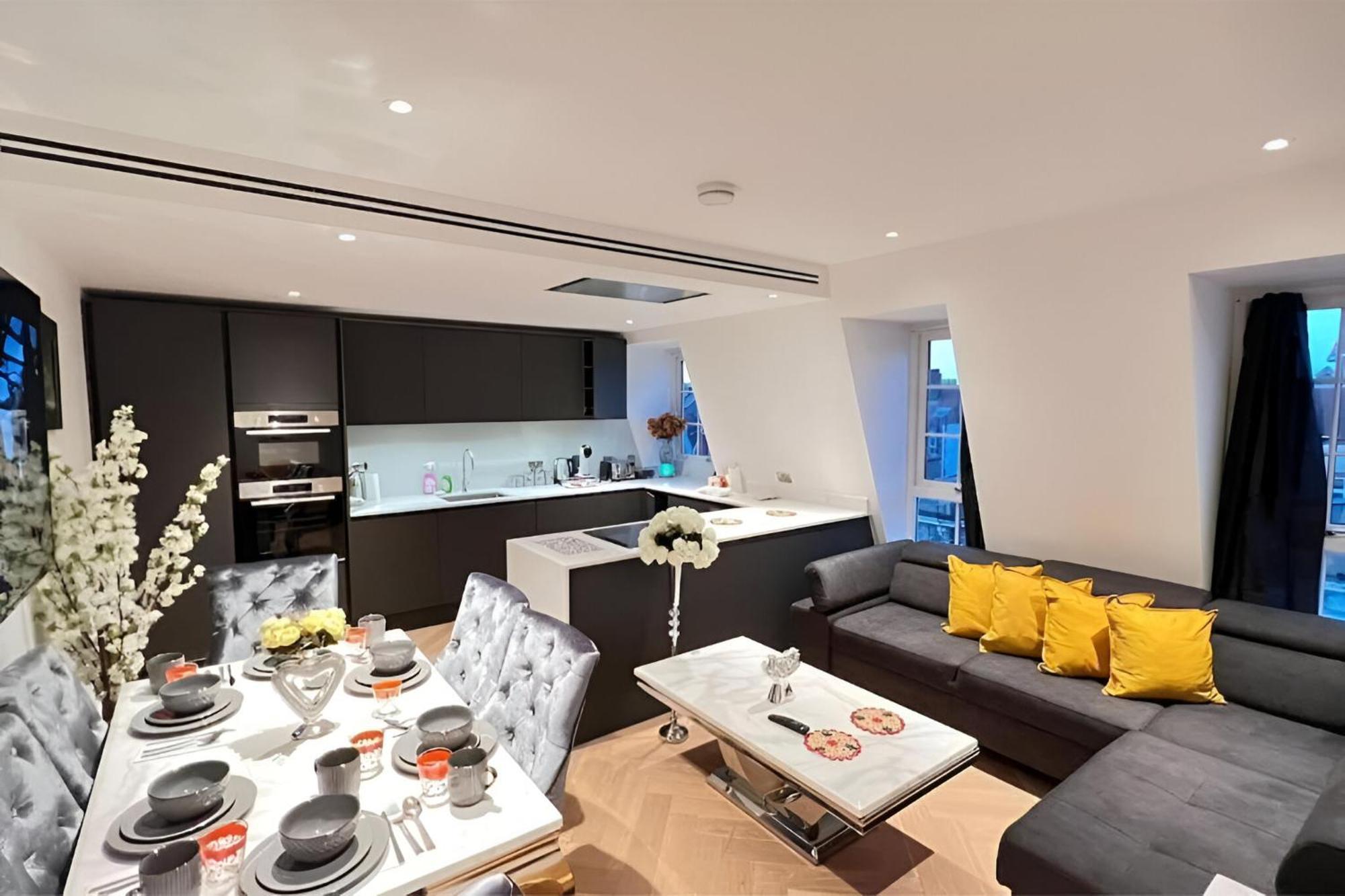 Marble Arch Penthouses With Skyline Views 런던 외부 사진