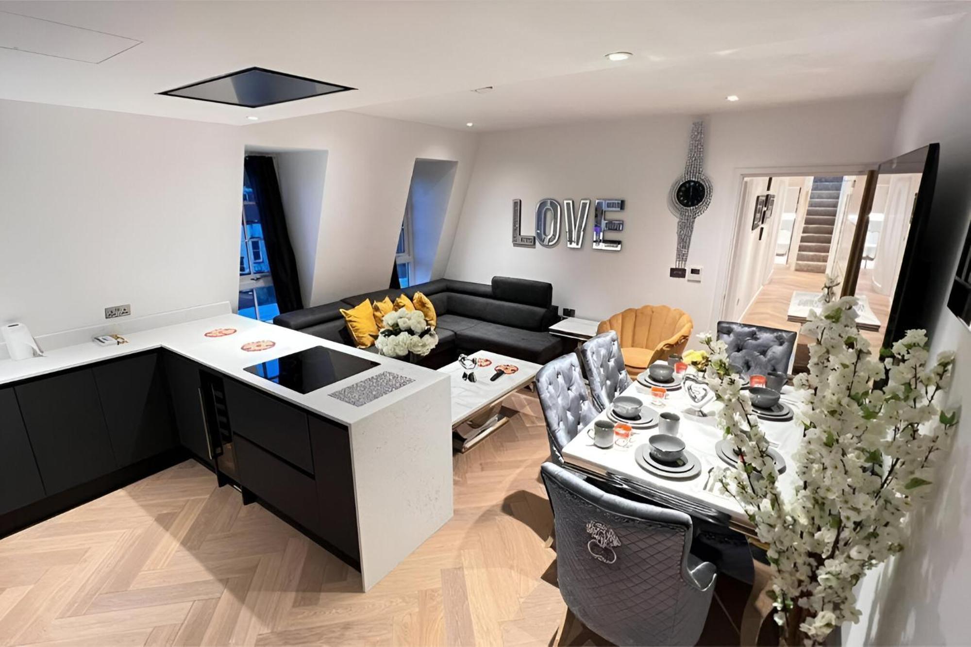 Marble Arch Penthouses With Skyline Views 런던 외부 사진