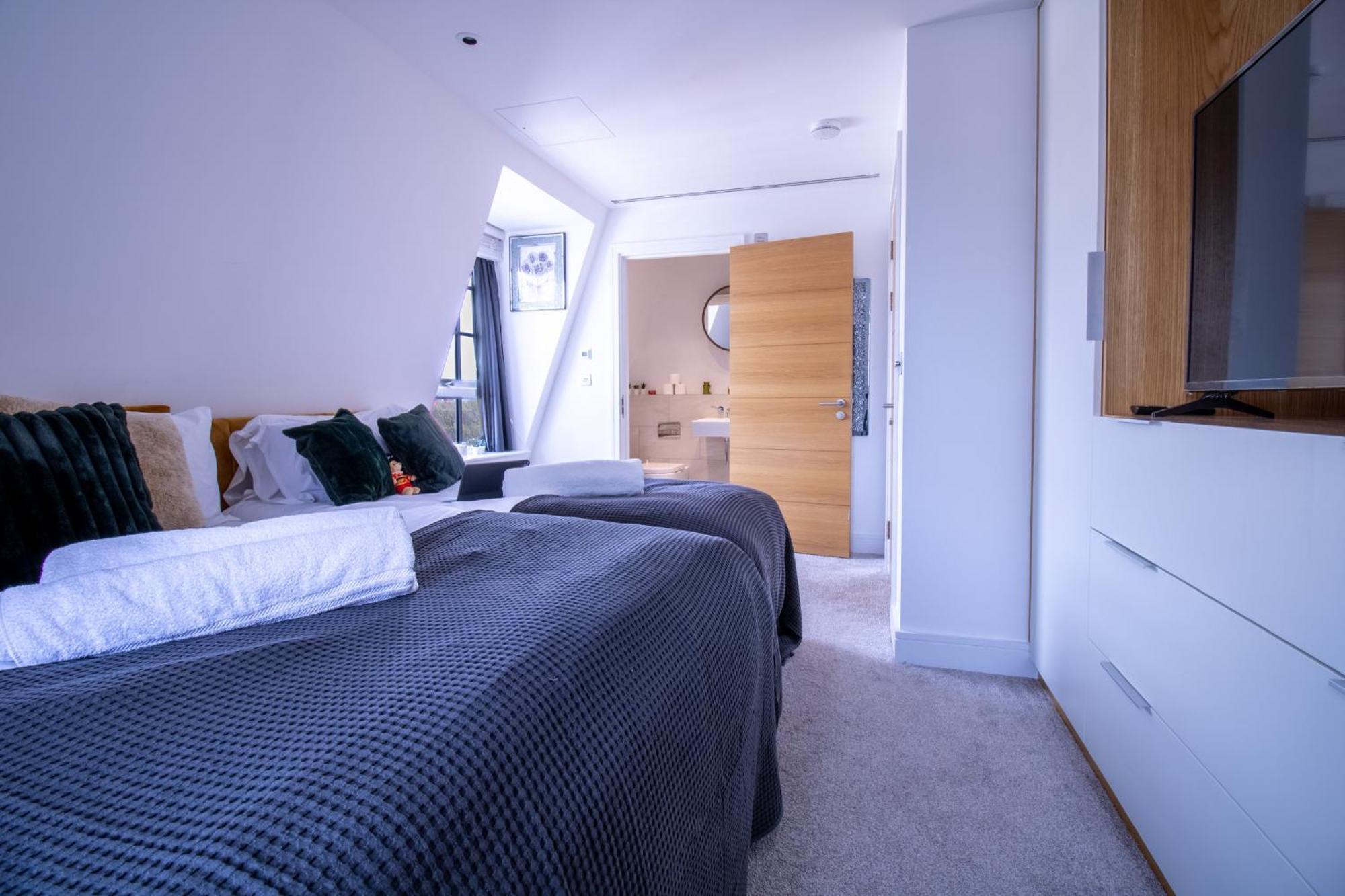 Marble Arch Penthouses With Skyline Views 런던 외부 사진